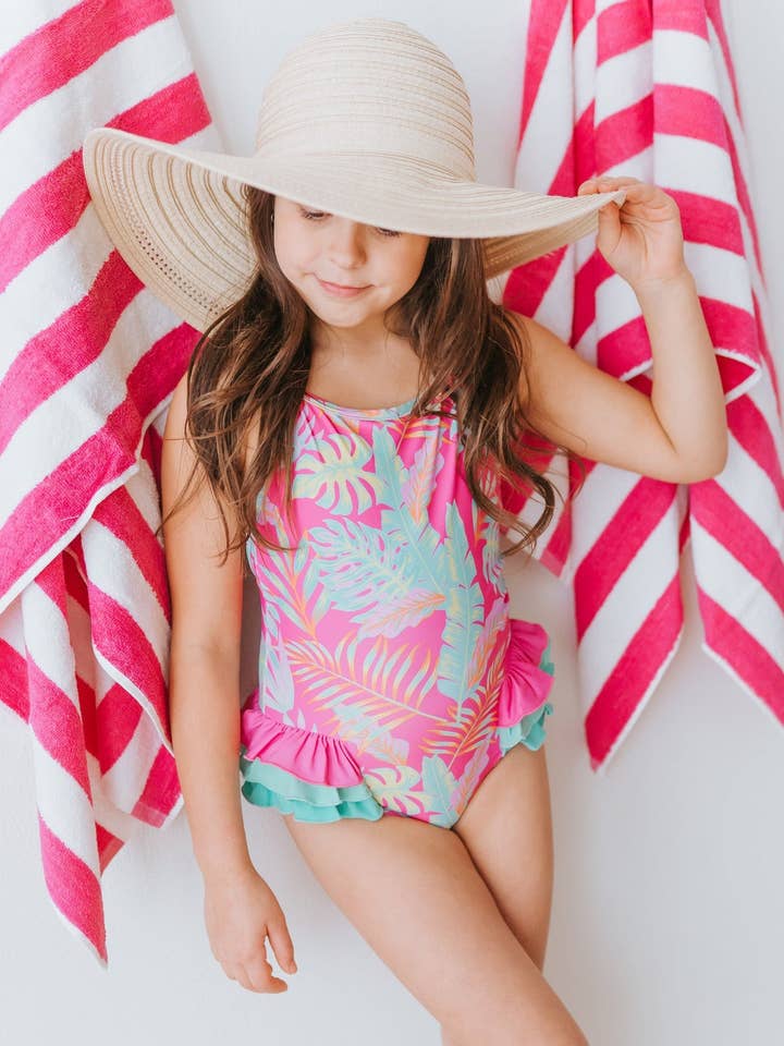 Paradis de Palmiers Roses Everly Une Pièce pour la vente par Love and Grow Clothing Co