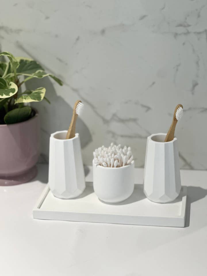 The Riley Vanity Set for wholesale by Color and Pour