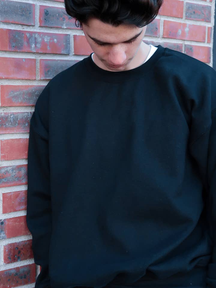 Radyan's Adult Comfort Fit Crew Sweat Shirt-7.8Oz for wholesale by Radyan