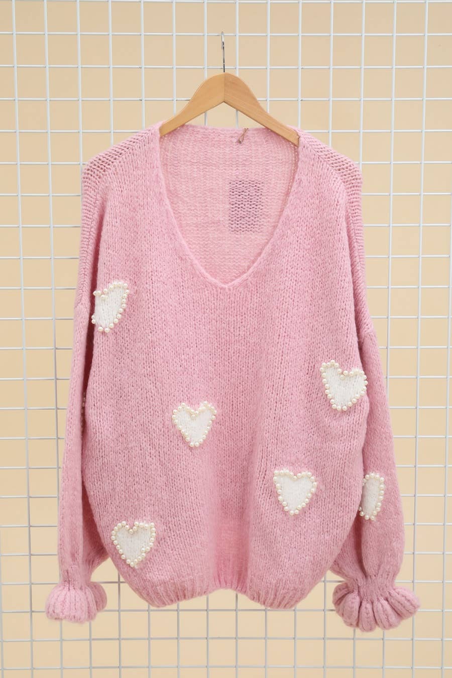 LÉA & LUC – wholesale Pullovertröja - Dam – Tröja med hjärtmönster och pärlor, V-ringad, dam29