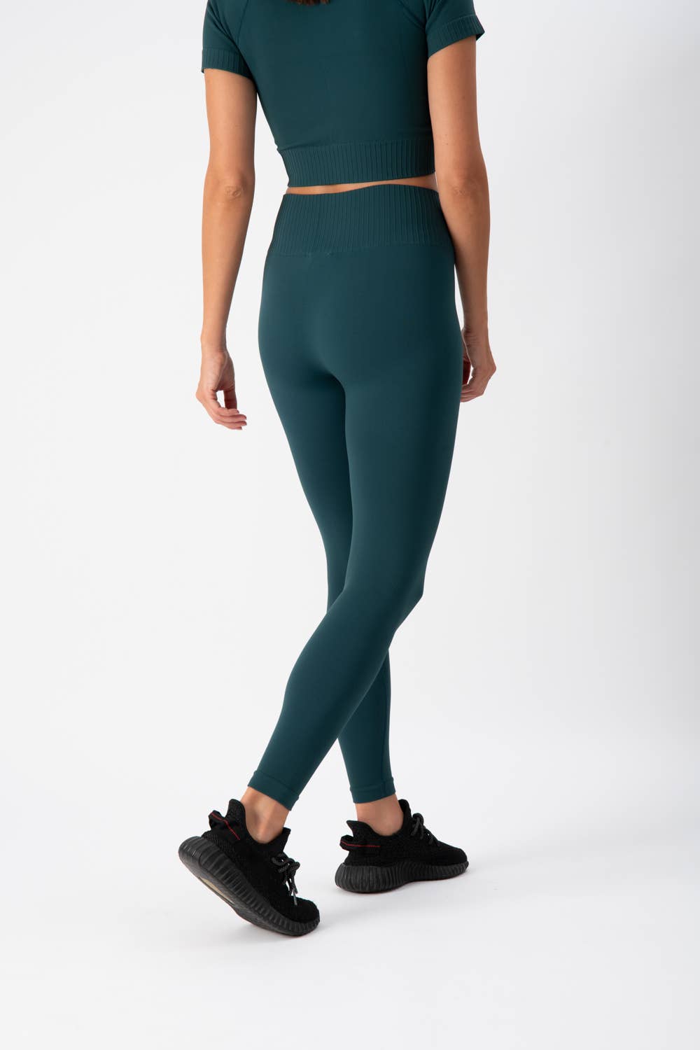 HEART and SOUL - Wholesale Activewear Set - Women's - Set Cross Donna Forest Green | Heart and Soul9