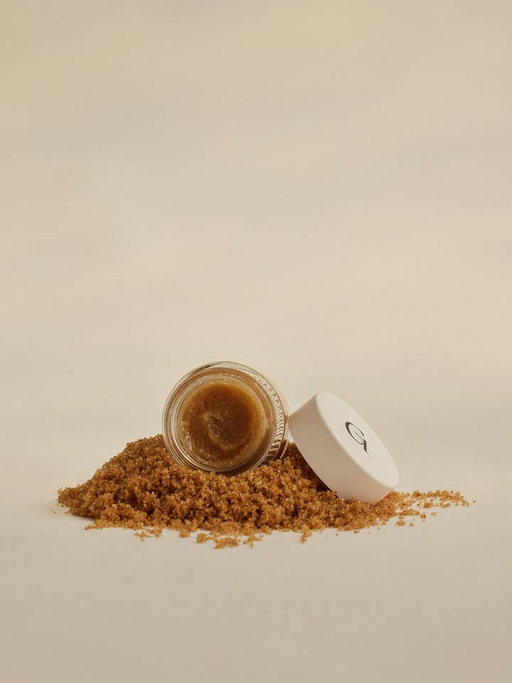 Ghee Lip Scrub for wholesale by Ghlee