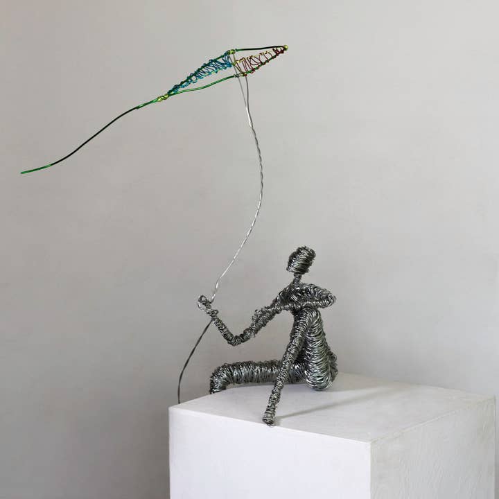 Haritopoulou - Vendita all'ingrosso Scultura - Grande scultura in filo metallico con aquilone1