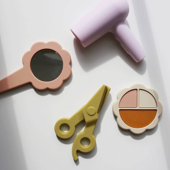 Marlowe & Co - Wholesale Toy Set - Kids - Silicone Hair and Makeup Play Set9