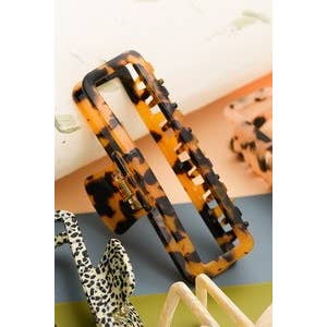 JOSSLYN by wall to wall - Wholesale Hair Clip - Women's - EXTRA LARGE CELLULOSE HAIR CLAW CLIPS | 40H4974