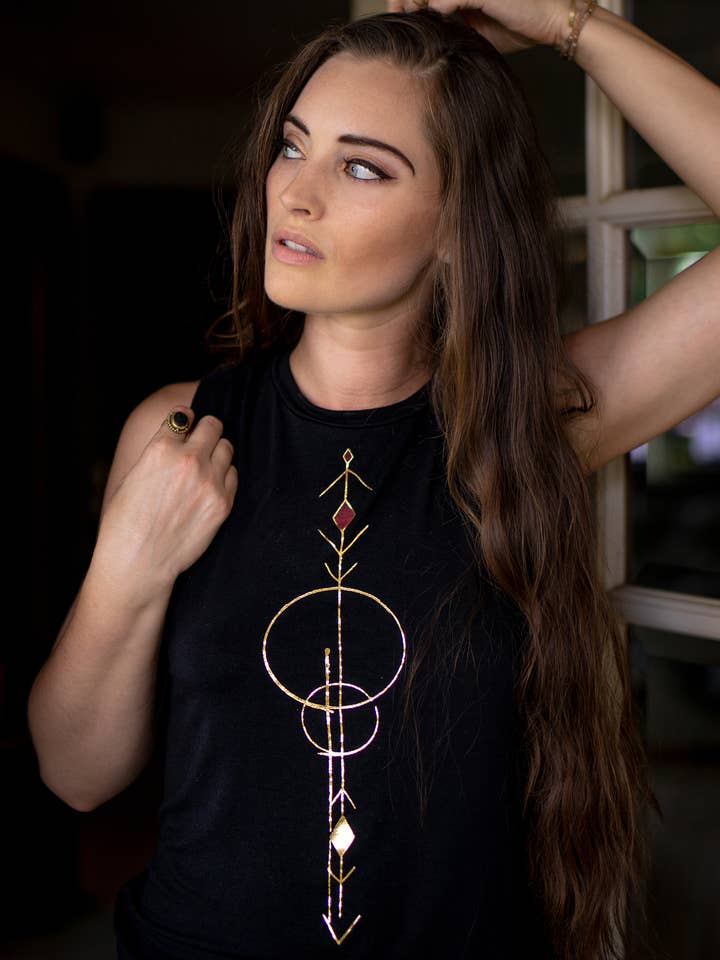 NEOCLASSICS - Wholesale Tank Top - Women's - Infinite Sleeveless Top1