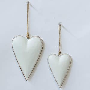 Purchase Wholesale metal heart. Free Returns & Net 60 Terms on Faire
