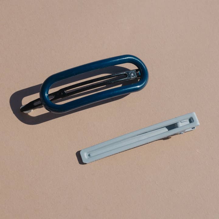 Byron | Alligator-Haarspangen | Kunststoff + Metall | Blau + Grau für den Großhandel von NAT + NOOR