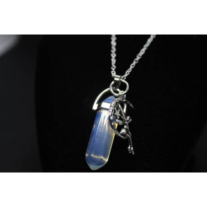 Witchcrafted in MI - Vendita all'ingrosso Collana con ciondolo/pendaglio - Collana con fata in opalite, gioielli pagani Witchy Wicca