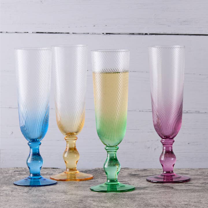 Set di 4 flute da champagne Swirl per la vendita all'ingrosso da parte di The DRH Collection BV