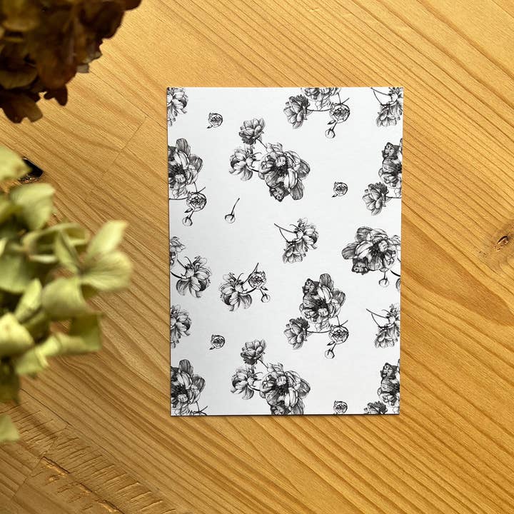Postcard "Peony Pattern" (10.5 x 14.8 cm) for wholesale by Maëlle LESAGE