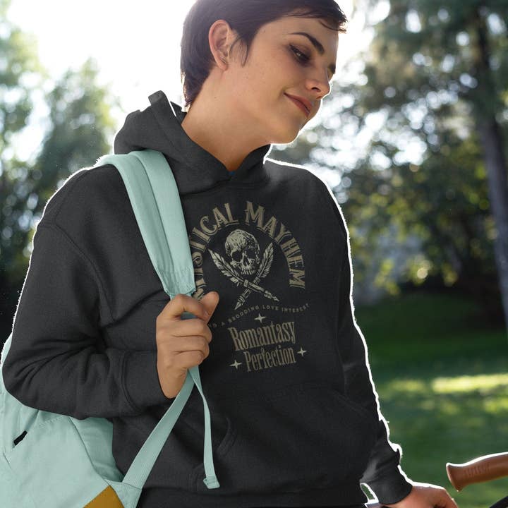 Mystieke Mayhem Hoodie voor wholesale door Milady's Mythical Market