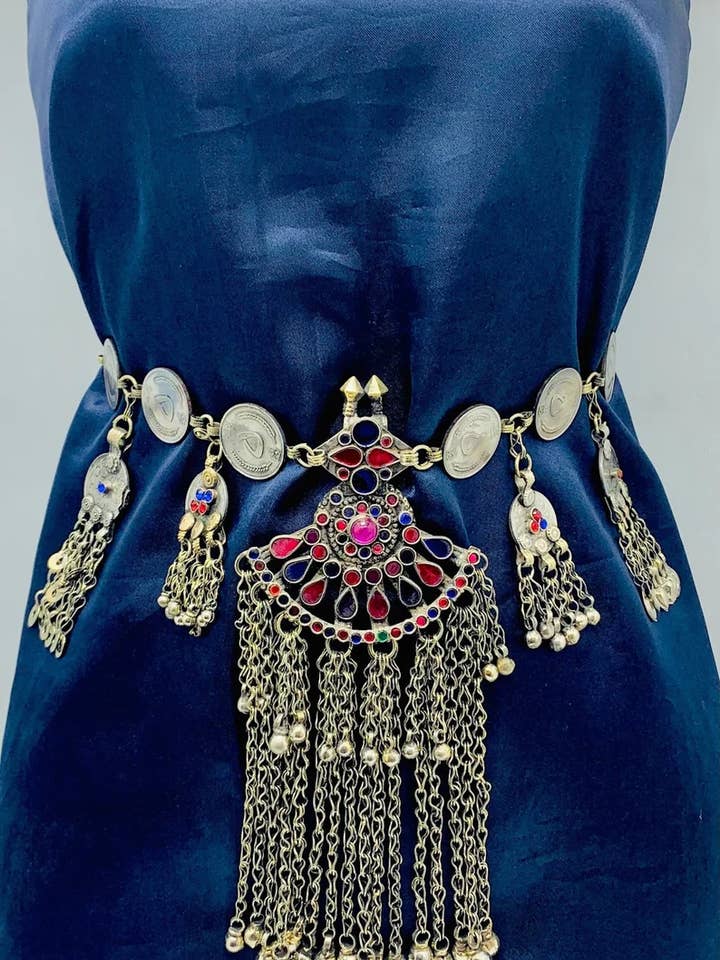 Handgefertigter Vintage-Kuchi-Gürtel, Coins Bauchtanzkostüm für den Großhandel von vintarust