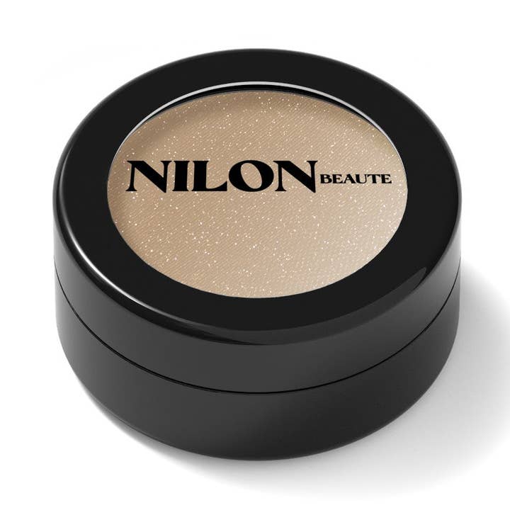 Hook-ah in Parijs: Luminous Powder Lumiere Shadows voor wholesale door Nilon Beaute