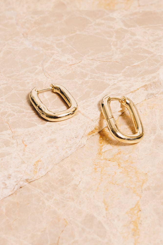 Janna Conner - Wholesale Huggie Earrings - Addie Huggie Hoops | 18k Gold Plating7