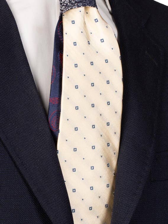 Krawatte Farbe Creme Muster Blau Knoten im Kontrast Blau mit grauen himmelblauen Blumen N2442 für den Großhandel von Graffeo Cravatte