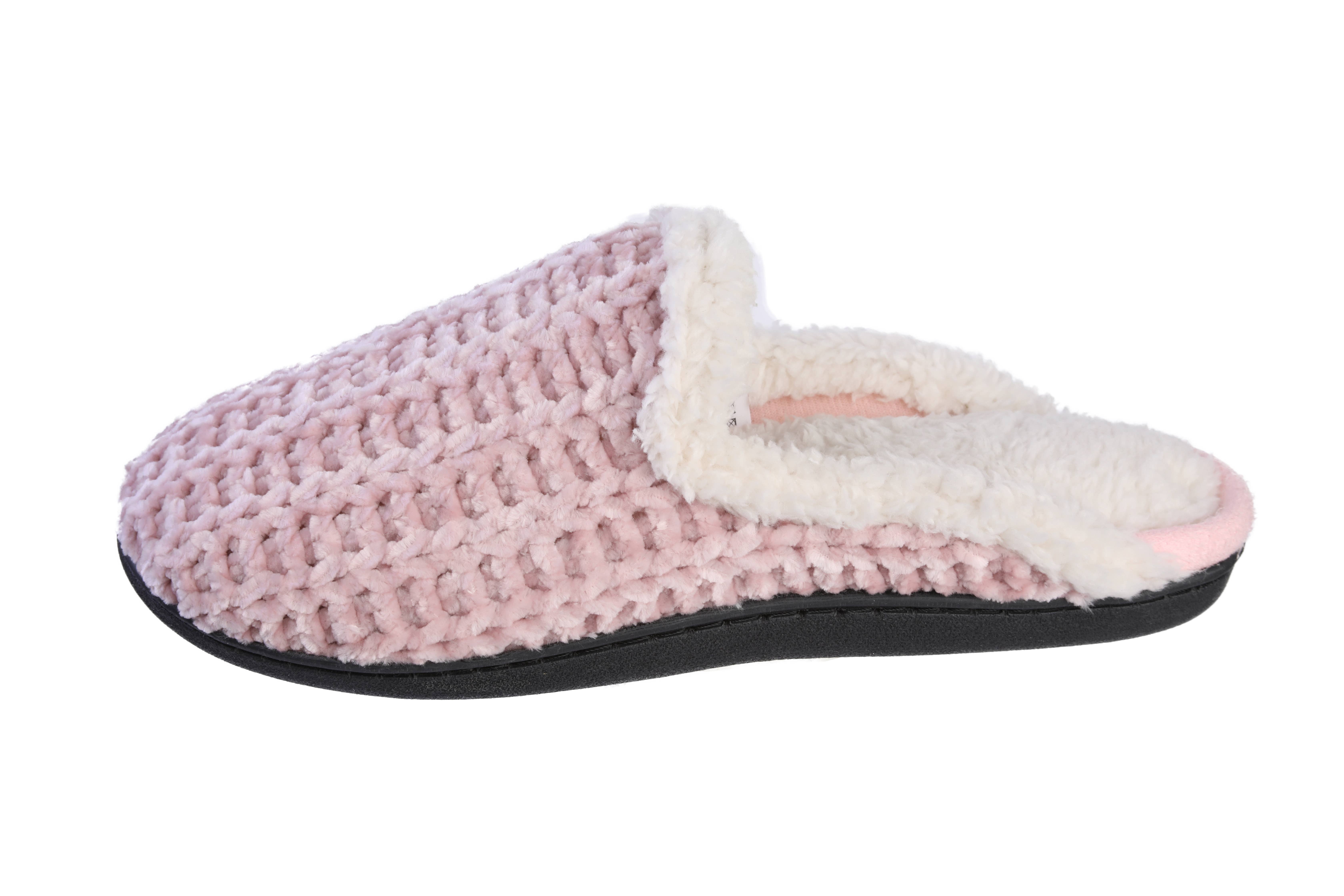 Roxoni - Wholesale Slippers - Women's - WOMEN'S SOFT INDOOR SUEDE FURR CLOG SLIPPERS.9