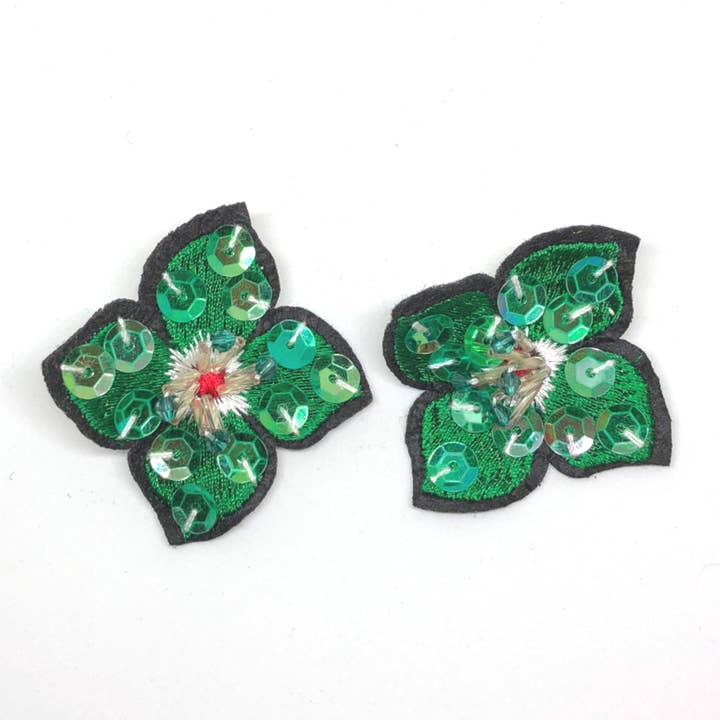 Grüne tropische Blumen für den Großhandel von Finds Design