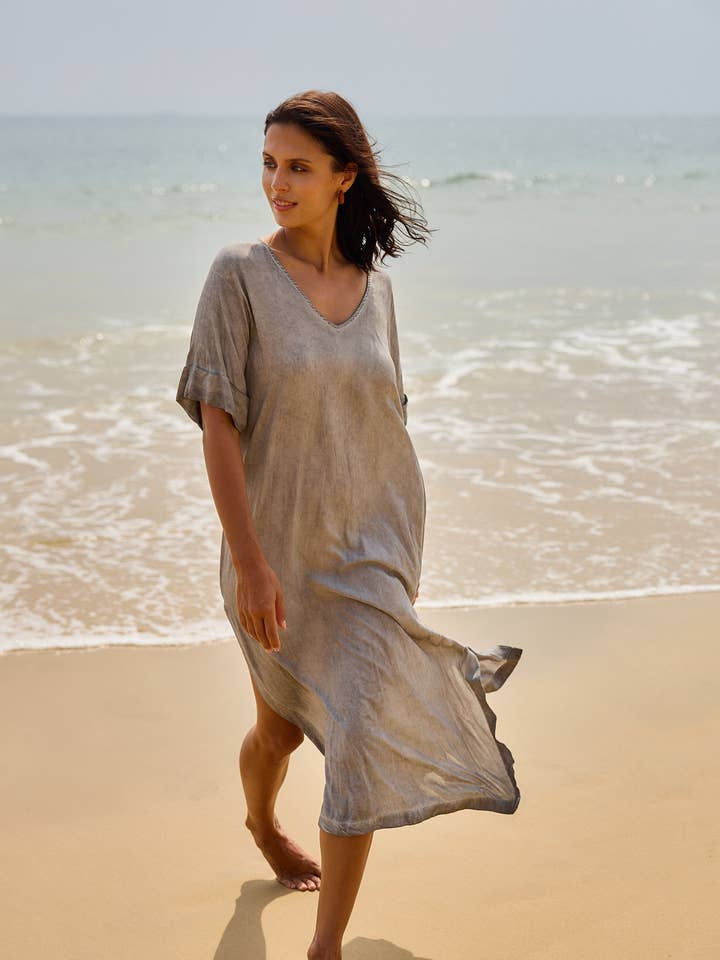 Washed-style tunic dress, V-neck, classic fit for wholesale by last queen