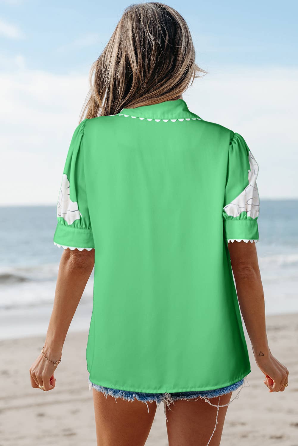 Aapparella - Vente Chemise à col boutonné – femme - Haut à boutons avec manches bouffantes et bordure en croquet floral | S-XL11