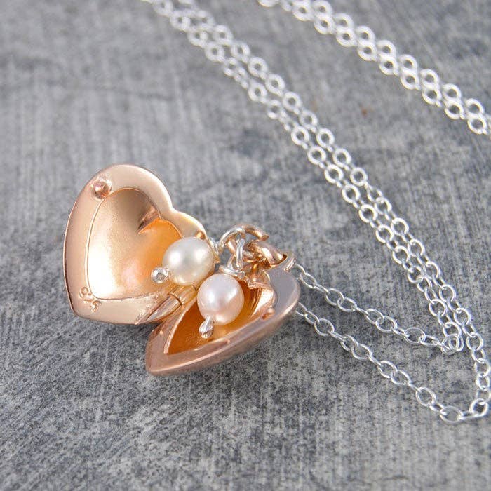Otis Jaxon London – wholesale Locket necklace – Rose Gold Heart Locket with Pearls5