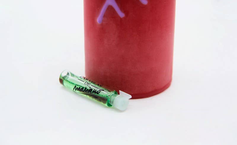 Las Velas de Mariano - Wholesale Votive Candle - Double Loaded Velón Break Locks2