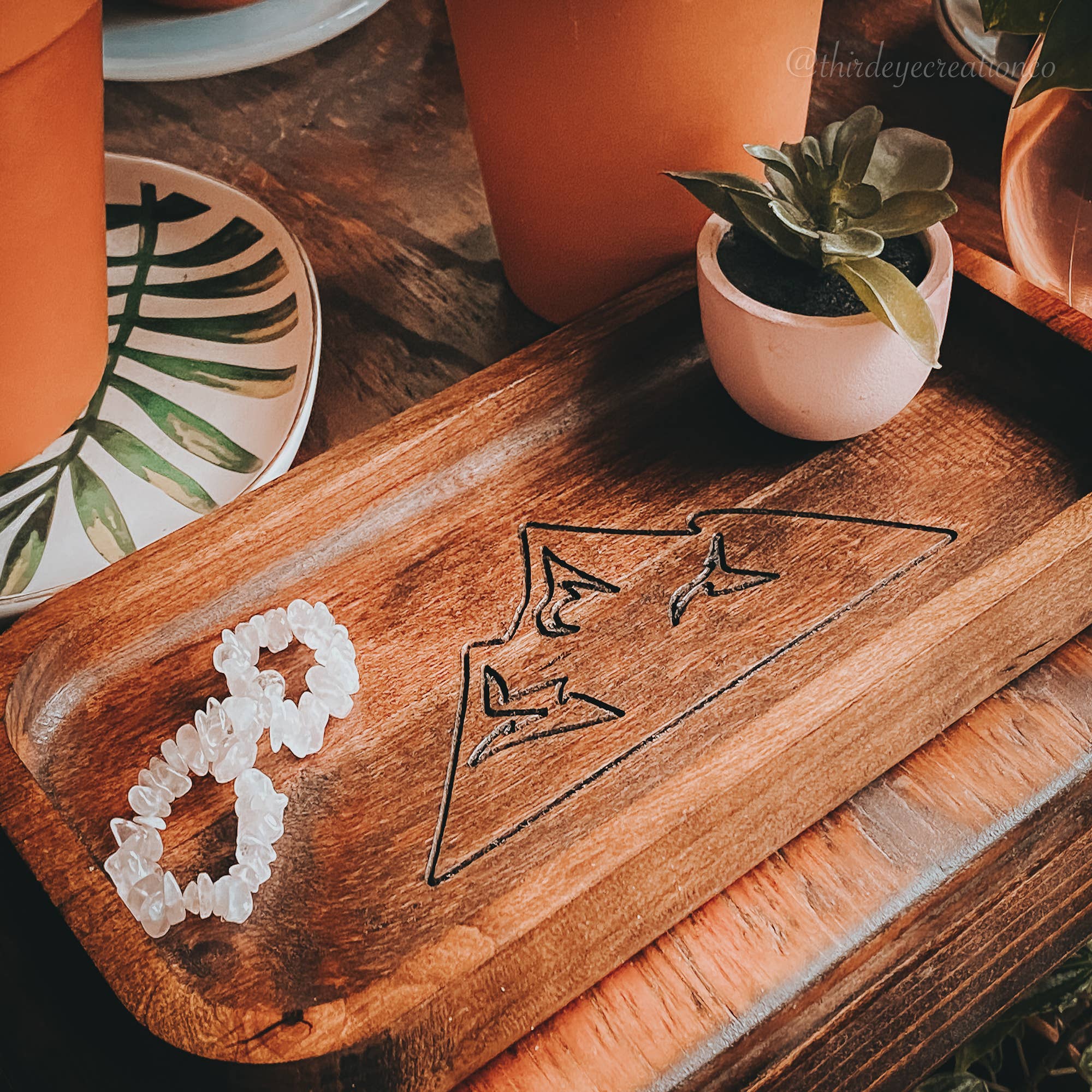 Third Eye Creation Company - Venta al por mayor Bandejas decorativas - Bandeja Rústica de Madera – Diseño de Montaña - Nogal3