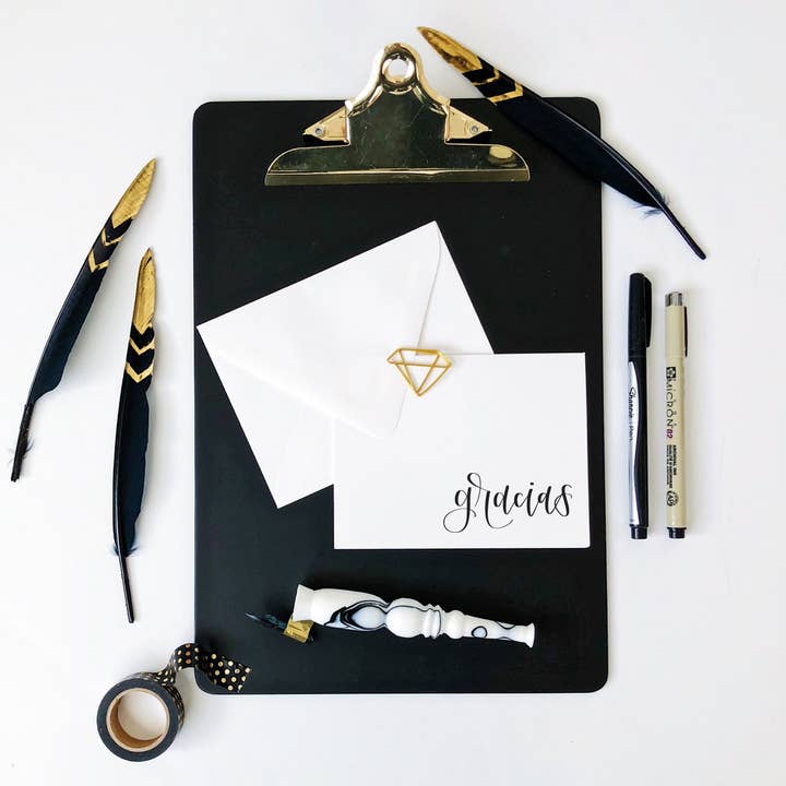 Carte de vœux « Gracias » pour la vente par Carly Allred Studio