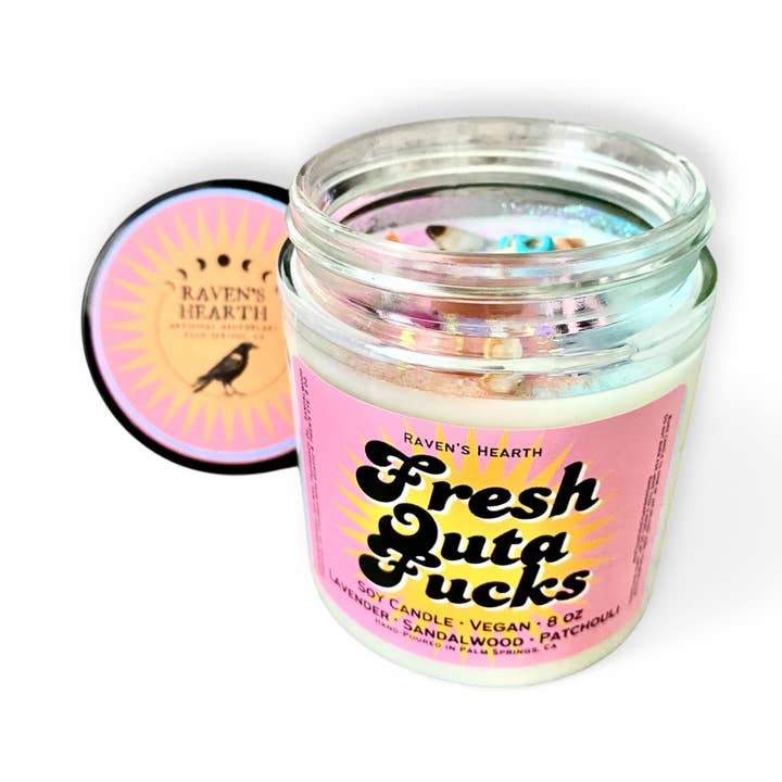 Vela Recién Sin Fucks | NSFW | Lavanda y Sándalo para venta al por mayor de Raven’s Hearth