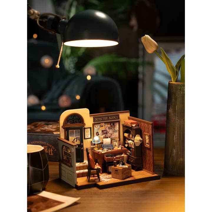 Hands Craft - Wholesale DIY Craft Kit - DIY Miniature House Kit: Mose's Detective Agency