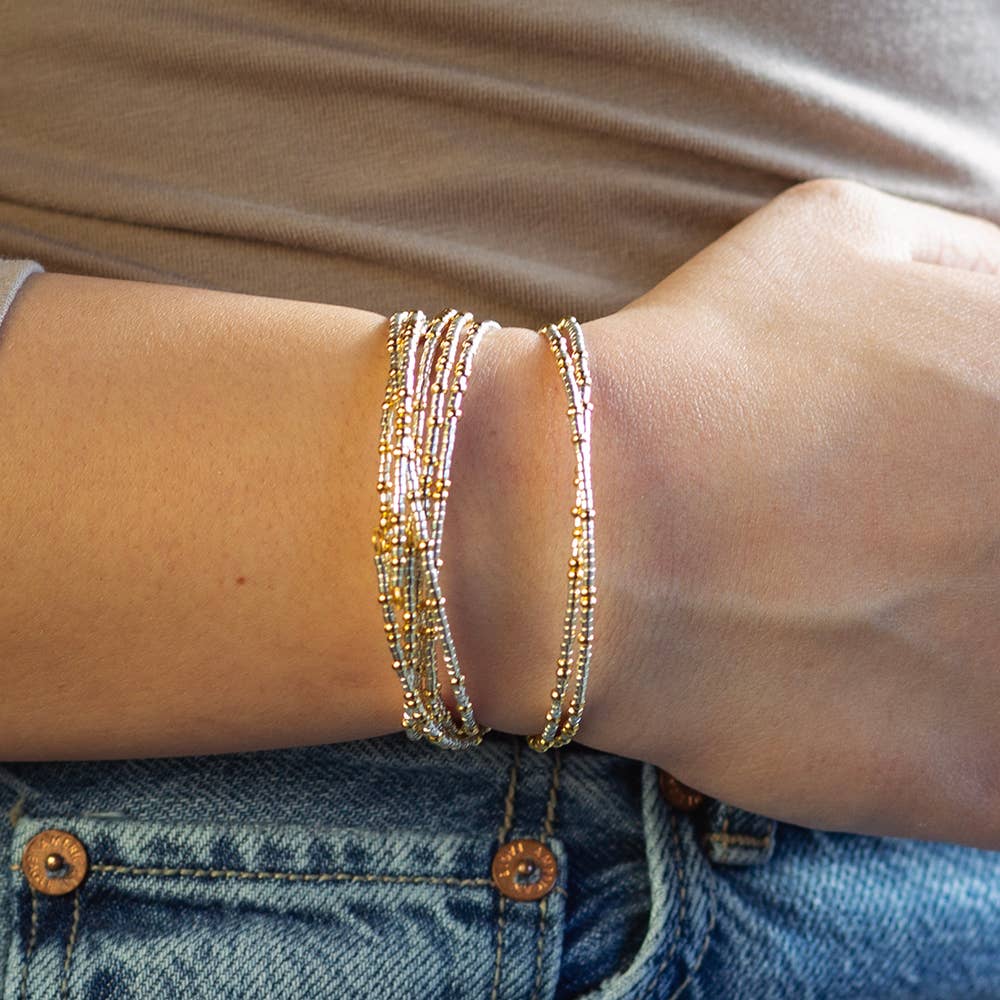 Lenny & Eva - Wholesale Armband - Armband met confetti kralen, zilver, delicate stapelarmbanden4