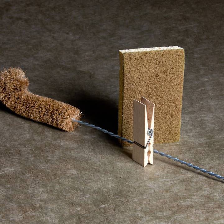 La droguerie écologique - Ah! Table! - Anaé - Venga - Wholesale Cleaning Sponge - Green and Brown Eco-Friendly Scrubbing Sponges - Set of 2 - La Droguerie1