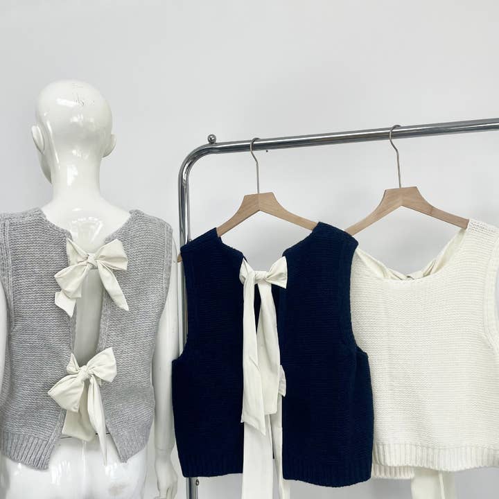 Rosa Clothing - Wholesale Sweater Vest - Women's - Satin ribbon bow tied back Lace up knit vest1