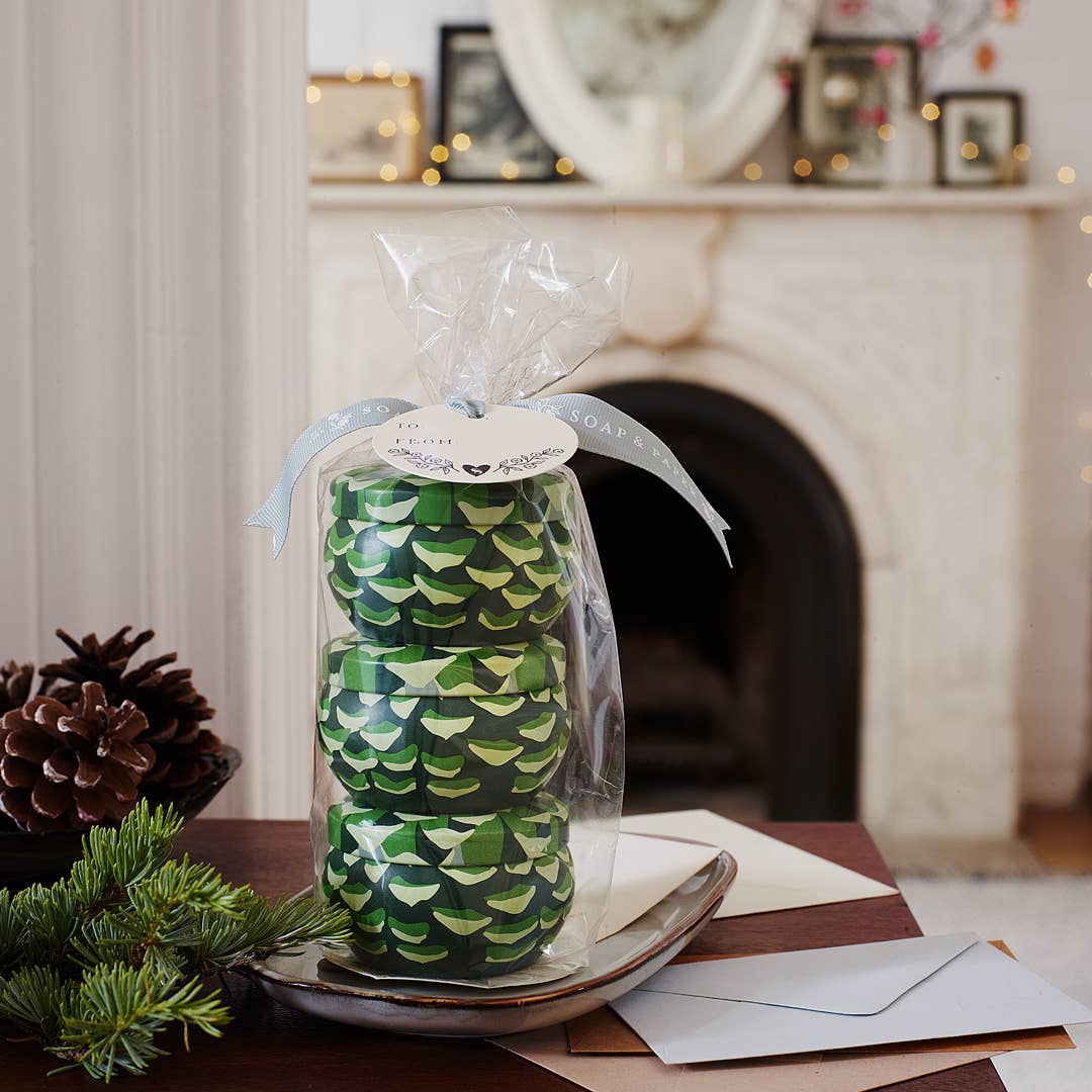 Soap & Paper Factory - Wholesale Travel Candles - Roland Pine Small Tin Trio Holiday Gift Set3