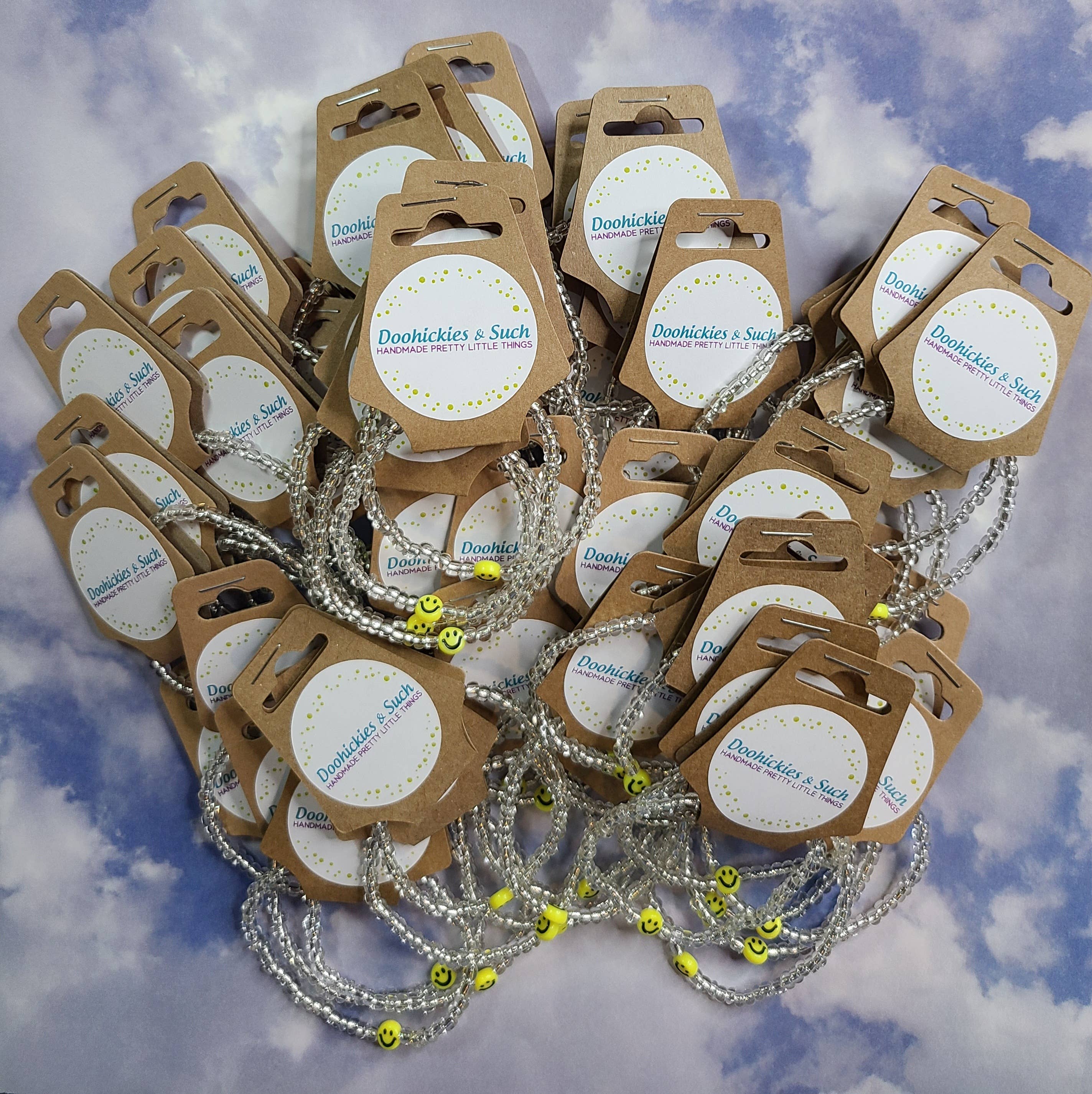 Doohickies & Such - Vente Bracelet de perles - Bracelet Smiley Face, bracelet des années 90, cadeau de motivation3