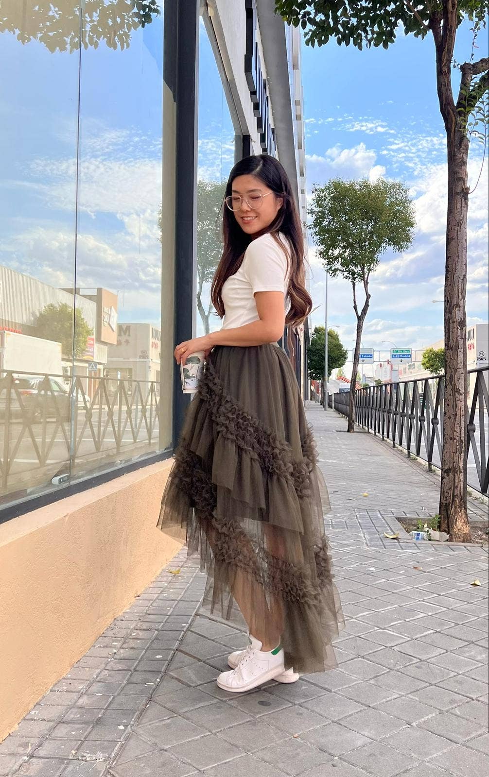 Invitadissimas - Wholesale Skirt - Women's - False asymmetric tulle 21-0367