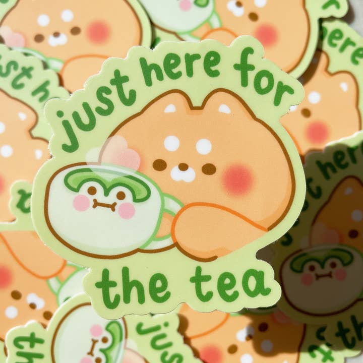Autocollant pour chien Just Here for the Tea Shiba pour la vente par StickyRiceCo