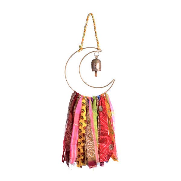 Matr Boomie Fair Trade – Engroshandel Vindharpe – Swapna Moon Bell Wind Chime Upcycled Sari - Fair Trade Home