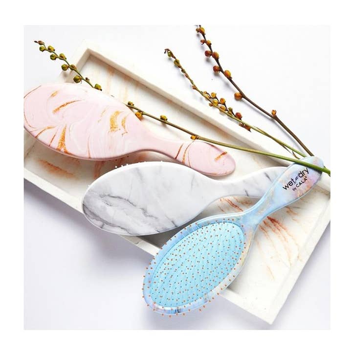 PINEAPPLE Beauty – wholesale Hair brush/comb – CALA 66802 Wet-N-Dry Detangling Hair Brush BnW - 6pc