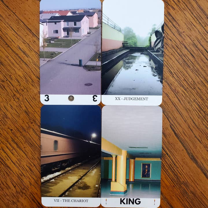 Herba Rosa – Engroshandel Tarotkort – LIMINAL SPACE TAROT dæk | Baseret på Rider-Waite-Smith Deck1