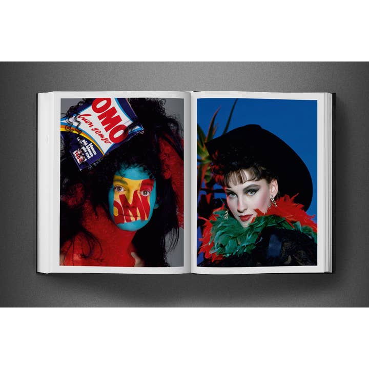 TASCHEN America - Wholesale Display Book - David Bailey. Eighties (English)23