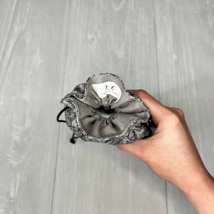 Threads of Tarot - Wholesale Tarot/Oracle Card - Tarot Gift Set: Deck, Bag, & Cloth For Birthday or Christmas5