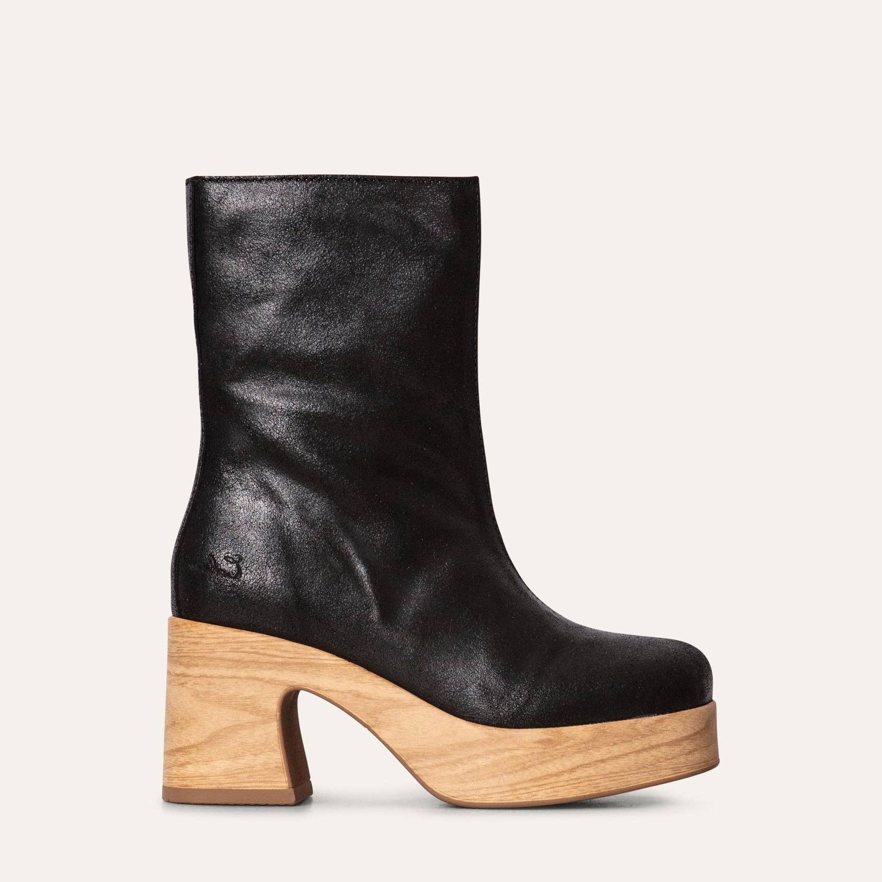 Bobbie Black for wholesale on Faire