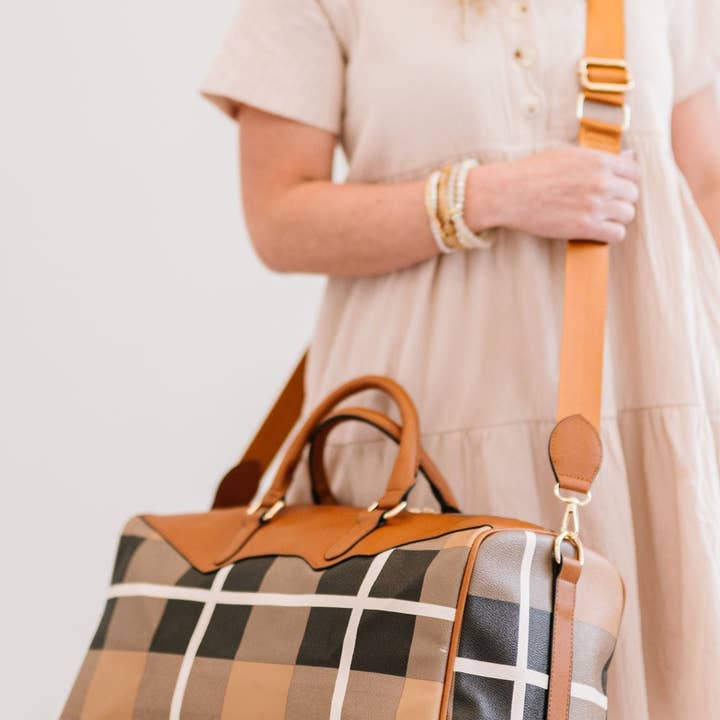 modern and chic - Wholesale Weekender Bag - Women's - Vienna Overnighter1