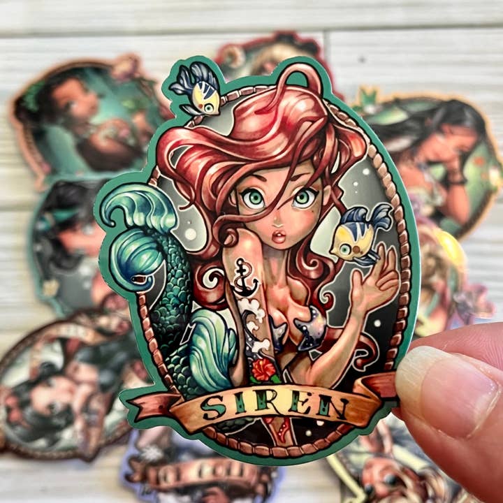 Adesivo in vinile Badass Babes, sirena Ariel per la vendita all'ingrosso da parte di Graceful Darkness, LLC