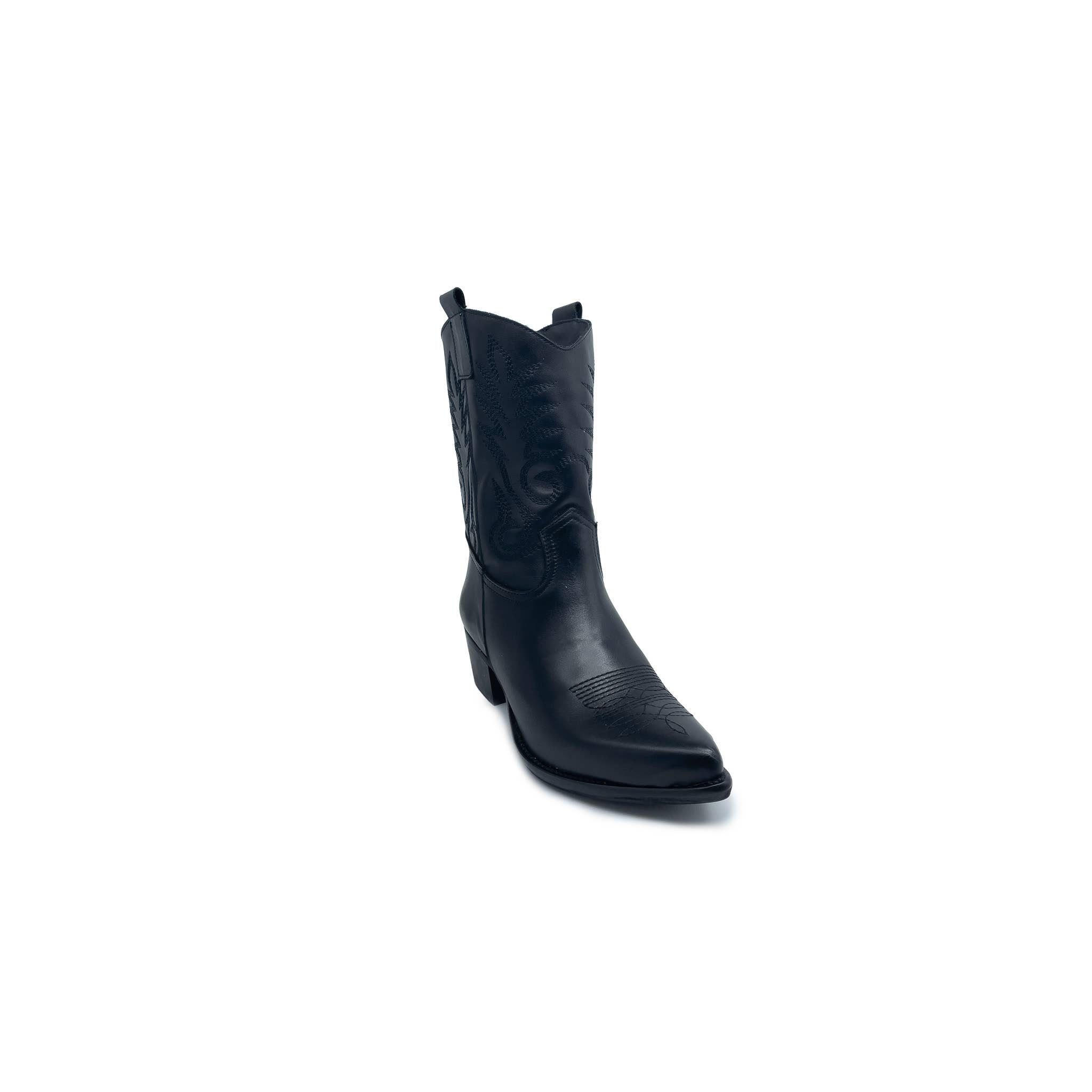 WALKING NOW SRL - Wholesale Booties - Women's - Women's low heel ankle boots in genuine black leather Texan1