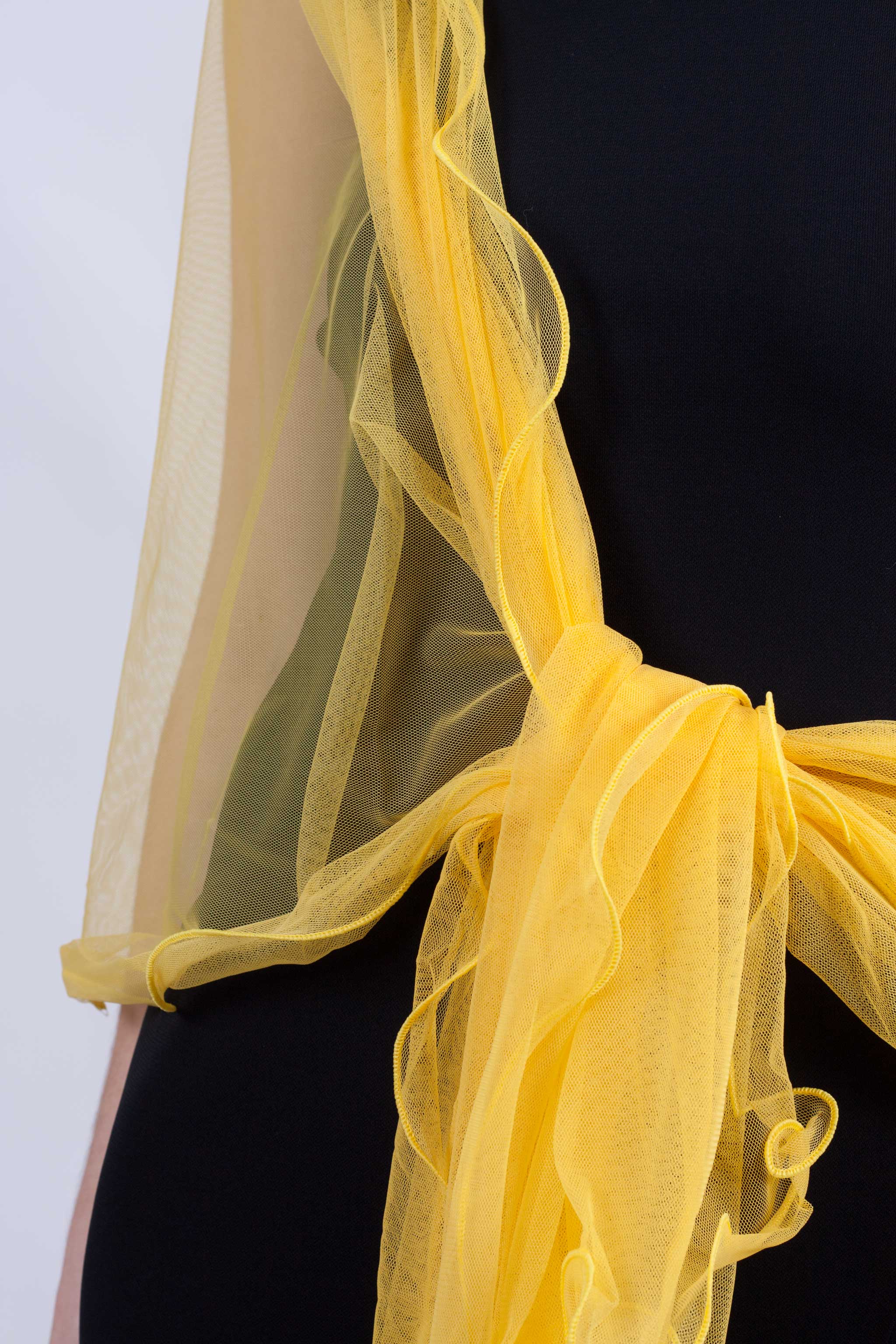 MR Complements - Vente Écharpe – femme - Châle en tulle grande taille aux bords ondulés34