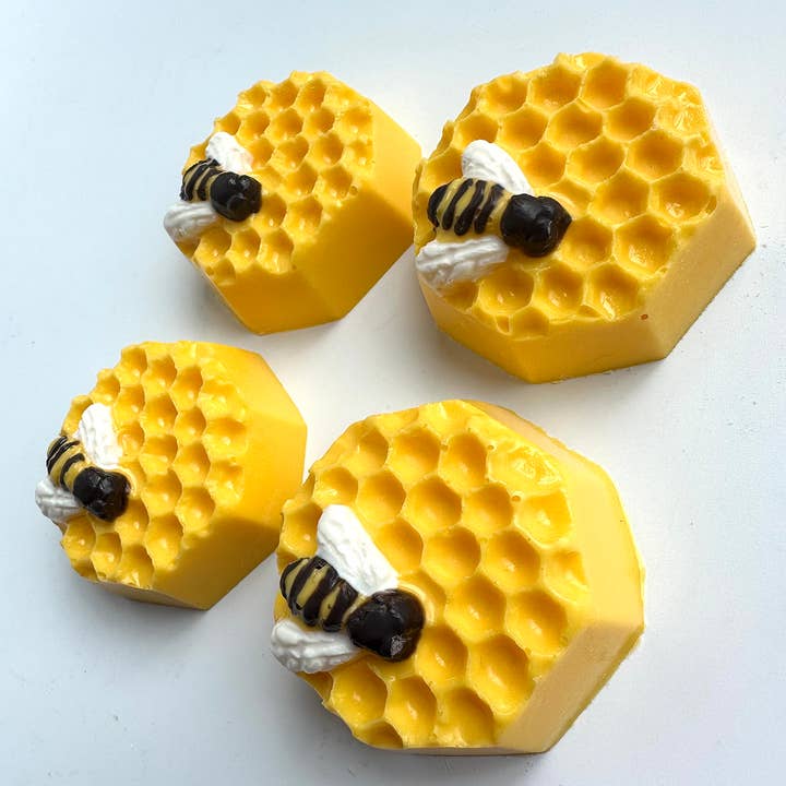 Delightful Chocolates - Wholesale Chocolate Covered Sweets - Bumble Bee Honeycomb Chocolate Covered Oreos4