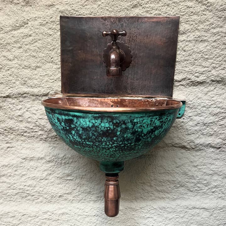 SaharaKesh - Venta al por mayor Conjunto de accesorios de baño - Lavabo de baño de pared de cobre con pátina azul y grifo mezclador