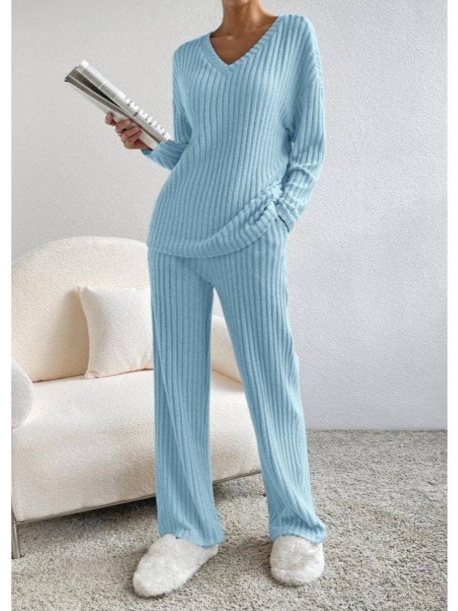 Vibesoothe – wholesale Lounge set – Women's – Luxe Ribbed V-Neck Loungewear Set